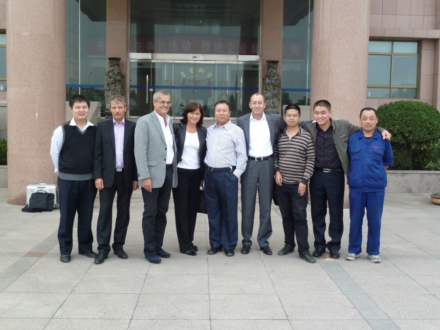 S obchodními partnery firmy v Číně.